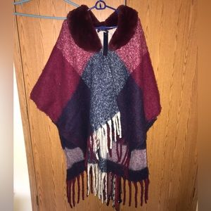 Adrienne Vittadini shawl poncho fur winter wrap NWT